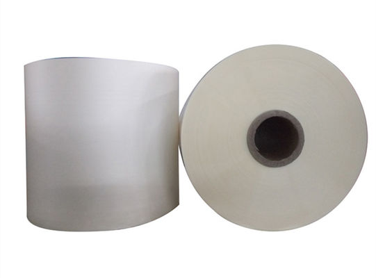 Good price 16 Mic PET Pre-Coating Film Rolls Flexible Packaging Solution For Printing Products (Flexible opakowanie dla produktów drukujących) w Internecie